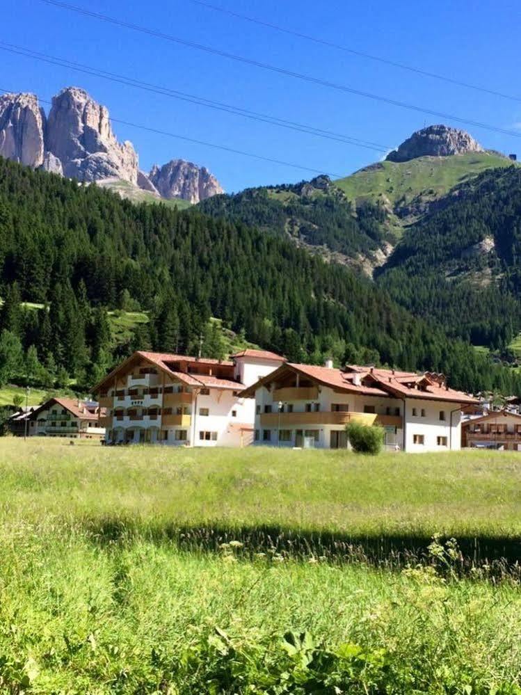 Golden Park Resort Campitello di Fassa Exterior foto